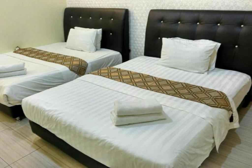 Hotel Zamburger Sungai Besi كوالالمبور المظهر الخارجي الصورة