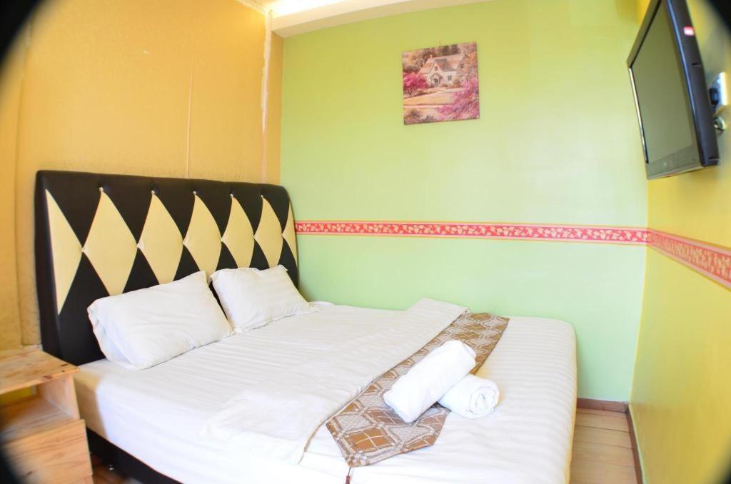 Hotel Zamburger Sungai Besi كوالالمبور المظهر الخارجي الصورة